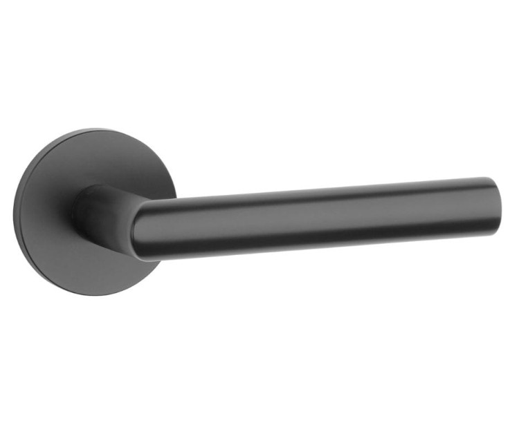 STILE YUZA BLACK.jpg