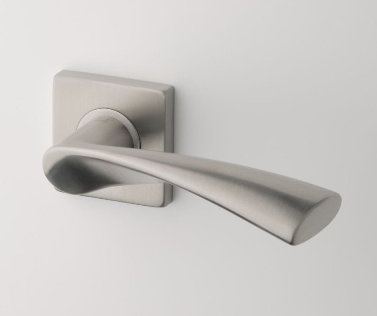 STERK KVADRAT 1708 16 tło.jpg